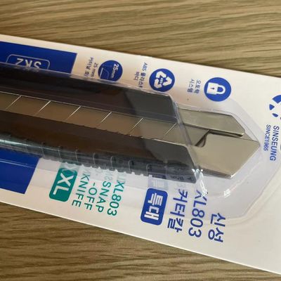 kupować Czarny noż 25 mm do cięcia różnych materiałów produkcja online