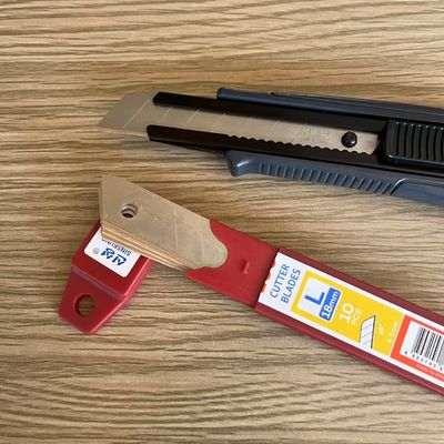 kupować Uniwersalne ostrza do cięcia 18 mm nadające się do różnych zadań cięcia Szerokość 18 mm Częstotliwość wymiany zależy od zastosowania produkcja online