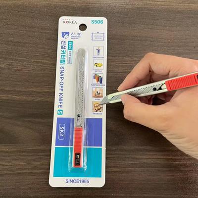 kupować Srebrne stalowe ostrze i czerwony tył nożyków 9mm z wysuwanym ostrzem i wydajnością produkcja online