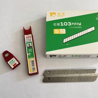 kupować Cutting Paper Get 9mm Cutter Blades with 0.38mm Blade Thickness and High Carbon Steel Material produkcja online