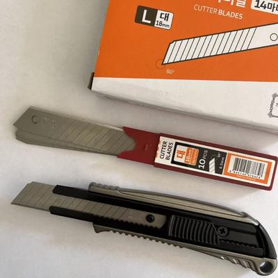 kupować Replacement Frequency Varies Depending On Usage 18mm Blade Cutters Silver produkcja online
