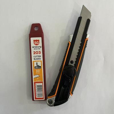 kupować 18mm Blade Compatible Snap-Off Knife Aluminum Body for Durability and Precision produkcja online