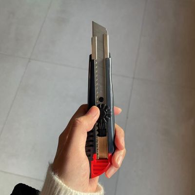 Kompatybilność Pasuje do standardowych 18 mm ostrza Wielofunkcyjny nóż do użytku