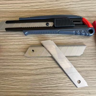 8 Segmentów 18 mm ostrza do precyzyjnego cięcia i długotrwałej trwałości