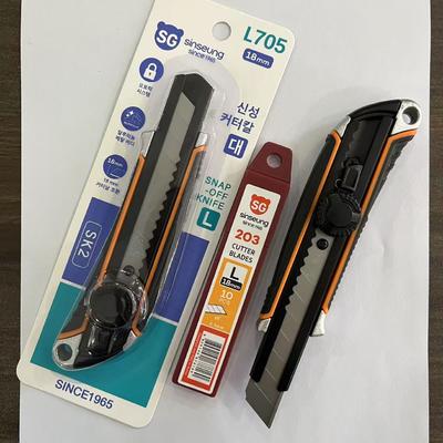 Wytrzymały przenośny nóż z ostrzem 18mm z aluminium SK2